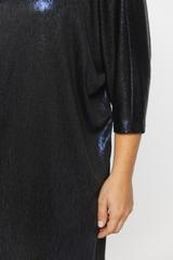 Wizytowa granatowa sukienka z błyskiem i nietoperzowym rękawem