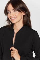 Czarna bluza typu bomberka