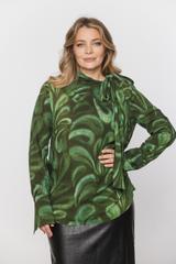 Zielona wzorzysta bluzka z eleganckim wiązaniem