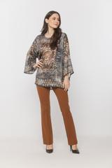 Zwiewna wzorzysta bluzka z tkaniny wiskozowej