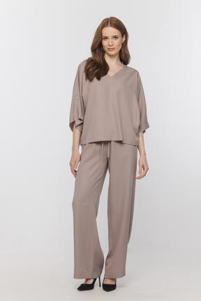 Luźne beżowe spodnie z tkaniny tencel