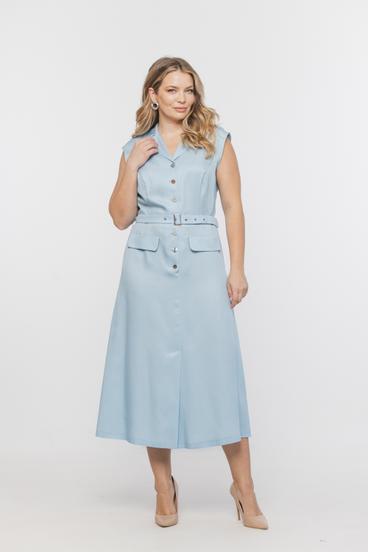 Niebieska sukienka z kołnierzykiem i paskiem