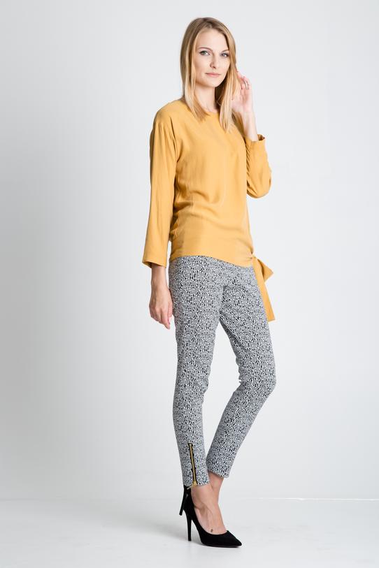 Musztardowa bluzka z długim rękawem i szarfą - 2