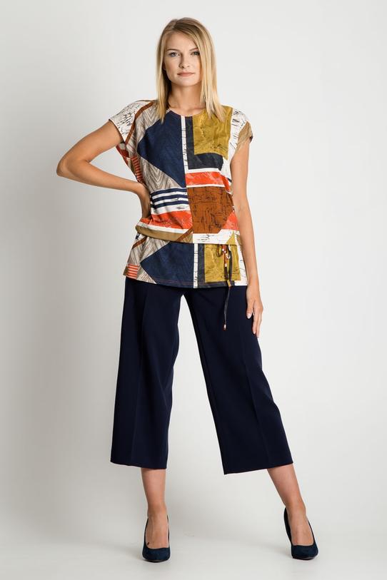 Dzianinowa bluzka typu kimono z troczkiem do ściągania
