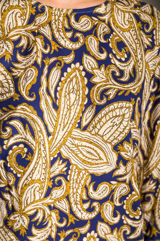 Patterned blouse with 3/4 sleeves - 4