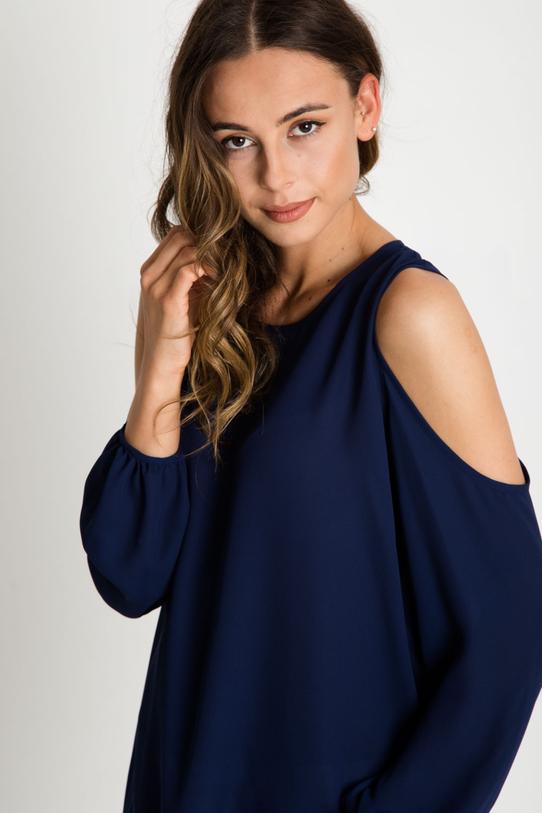 Elegancka granatowa bluzka z odkrytymi ramionami - 2