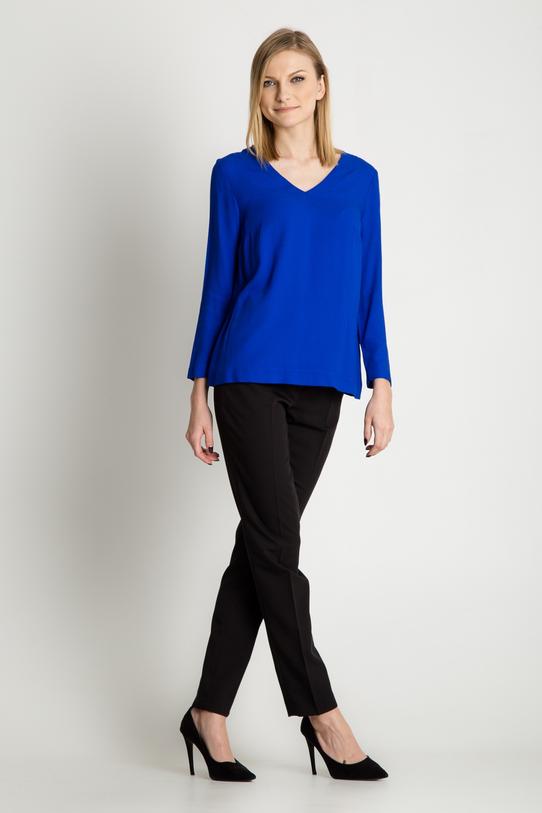 Szafirowa bluzka z dekoltem w literkę V - 2