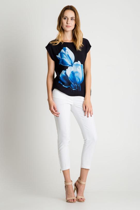 Czarna bluzka z tulipanem - 2