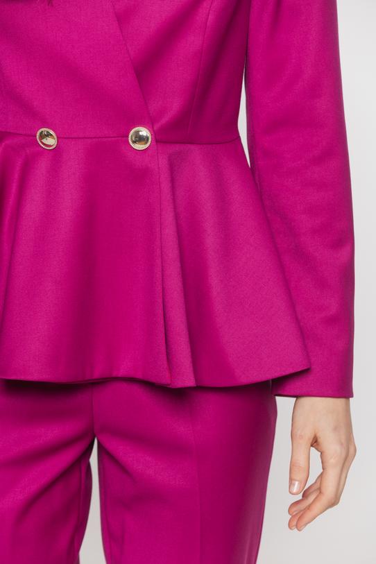 Amarantowy kobiecy żakiet podkreślający talię - 5