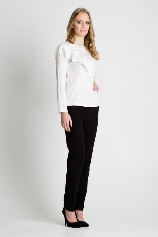 Bluzka w kolorze ecru z ozdobną falbaną - 2