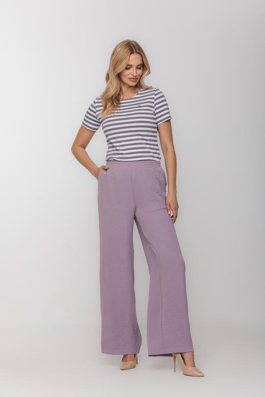 Wizualizacja Bawełniana bluzka w paski z delikatnym logo BC