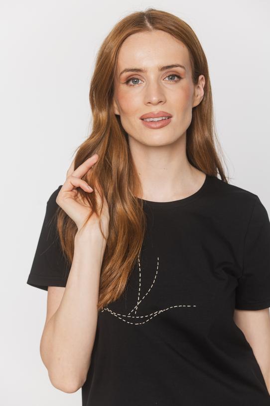 Cotton black t-shirt with minimalist embroidery - 5
