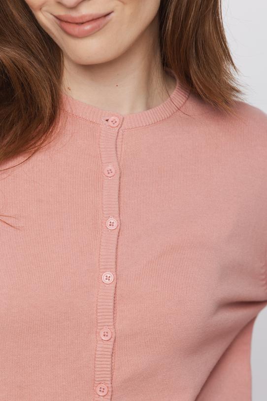 Bawełniany różowy sweterek o prostym fasonie - 5