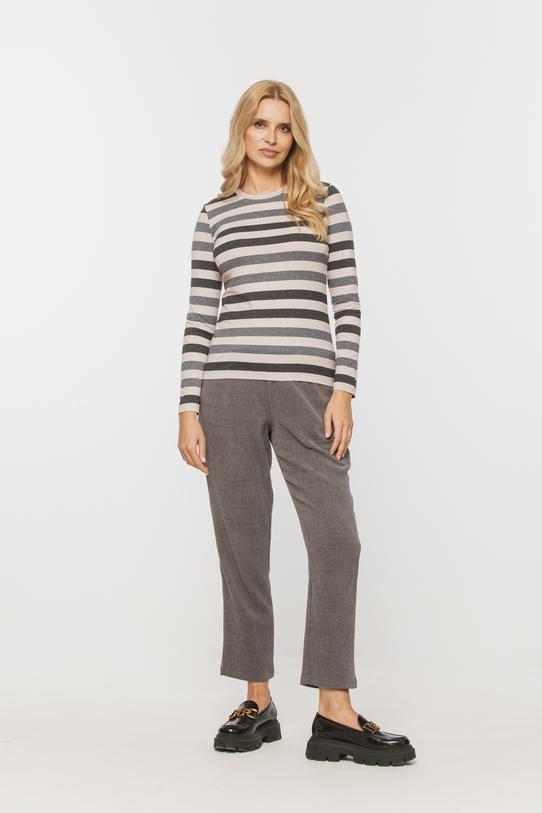 Wizualizacja Beżowa dzianinowa bluzka w szare paski z długim rękawem