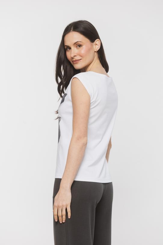 Biała dzianinowa bluzka z kwiatowym nadrukiem - 3