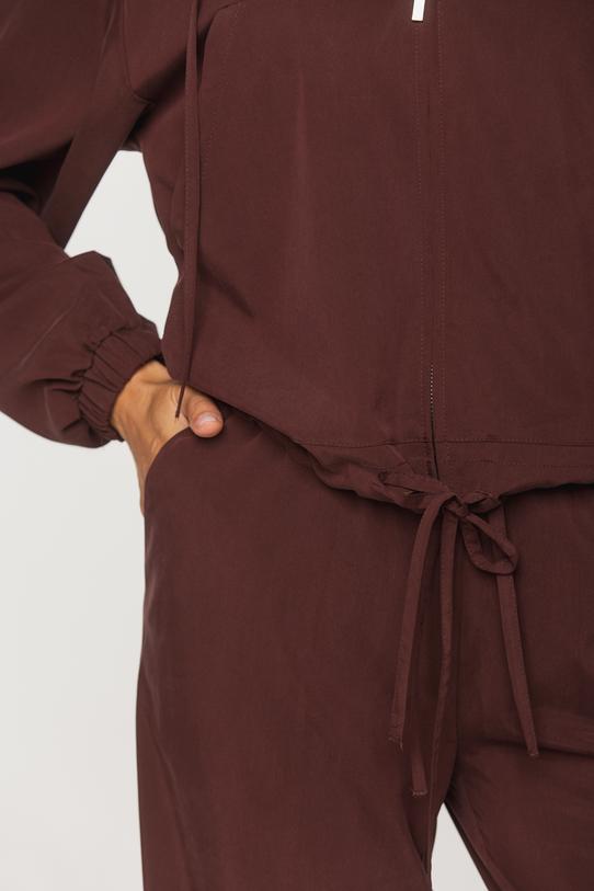 Bluza z tkaniny modalowej w kolorze kasztanowym