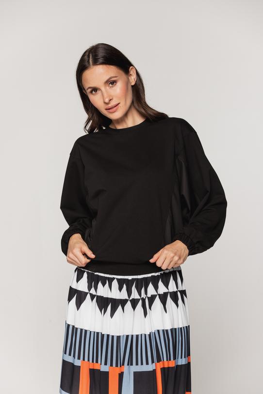 Bluza o kroju nietoperzowym