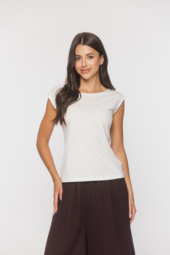common:product-alt-prefix Knitted ecu blouse with a boat neckline