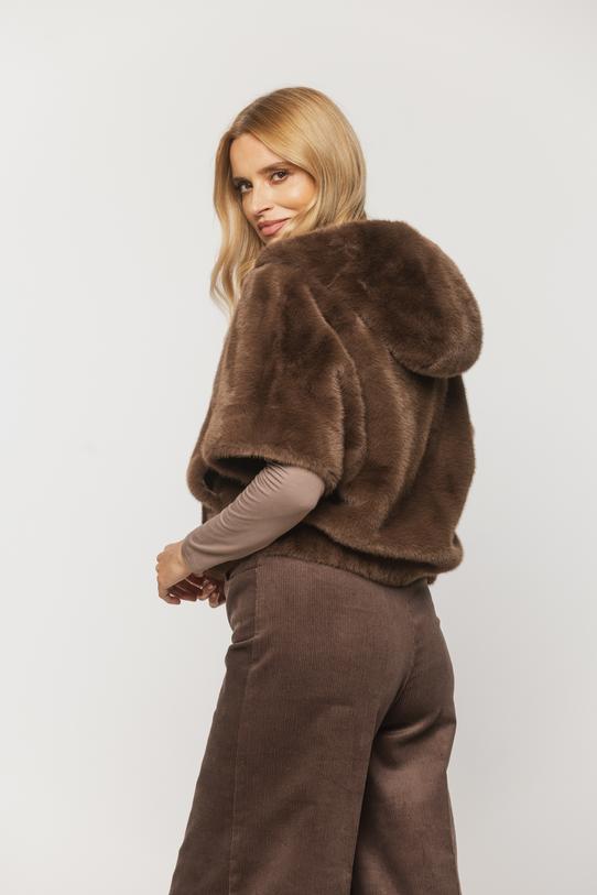 Brązowe miękkie futerko do pasa z rękawem 3/4 - 3