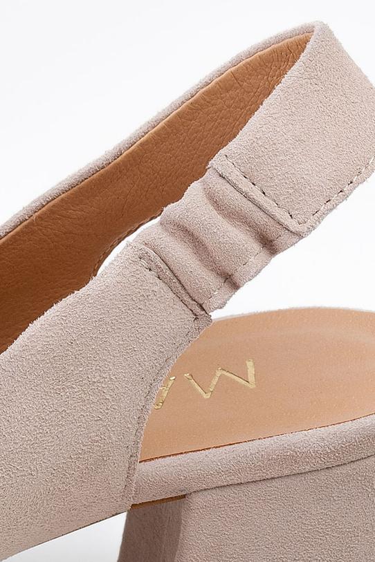 Beżowe sandały z paseczkiem i gumą - 2