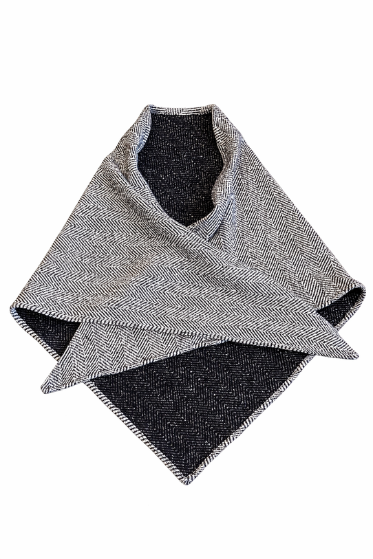 Wizualizacja Zimowa trójkątna chusta w jodełkę