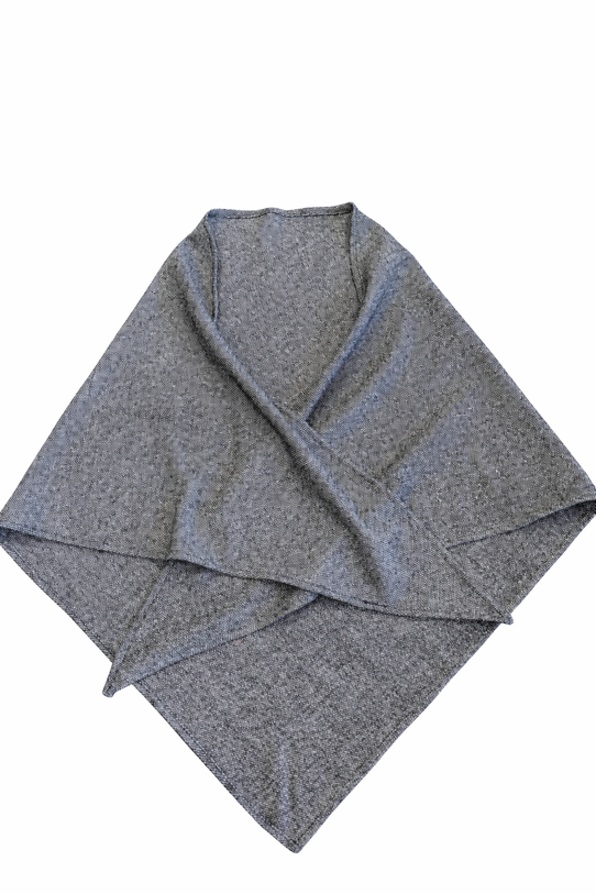 Wizualizacja Trójkątna chusta z naturalnych tkanin