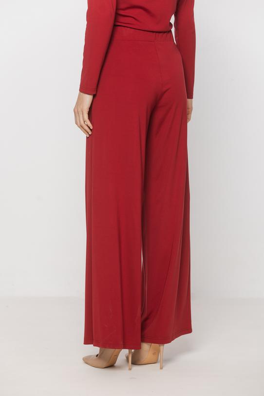 Ciemnoczerwone dzianinowe spodnie z wygodnymi kieszeniami - 3