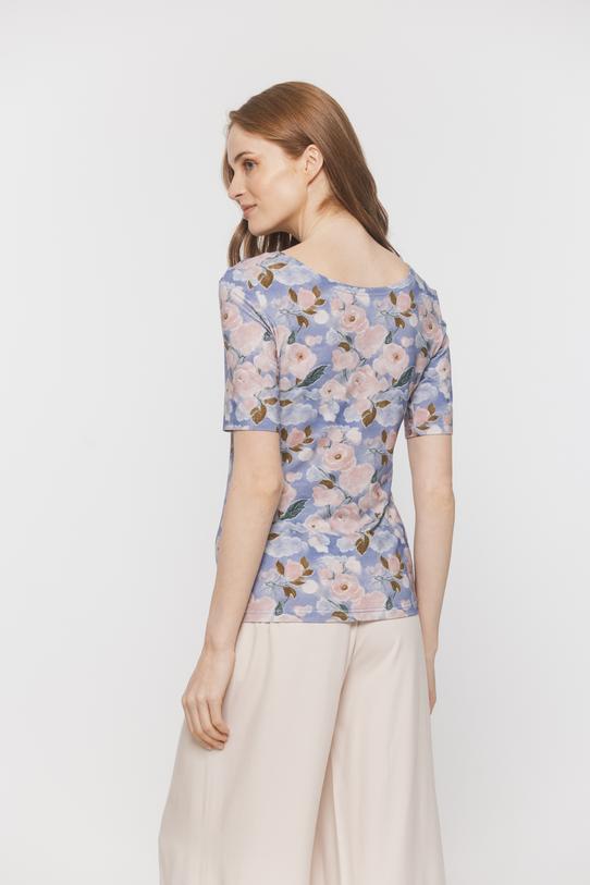 Codzienna pastelowa bluzka z kwiatowej dzianiny - 3