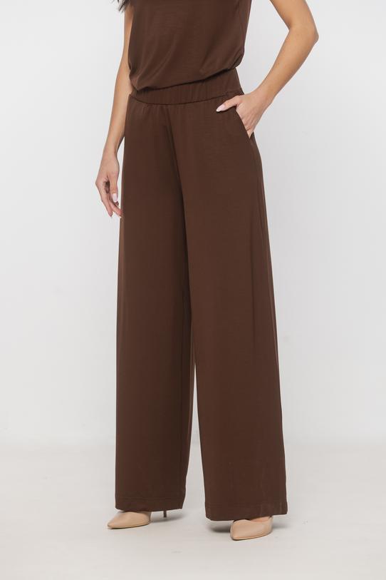 Codzienne wygodne spodnie z brązowej dzianiny - 2
