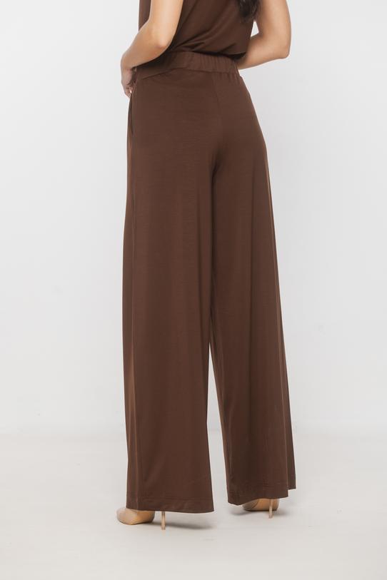 Codzienne wygodne spodnie z brązowej dzianiny - 3