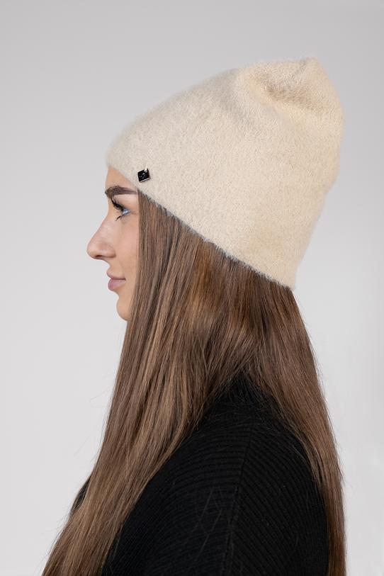 A soft beige hat with a blend of wool and cashmere - 3