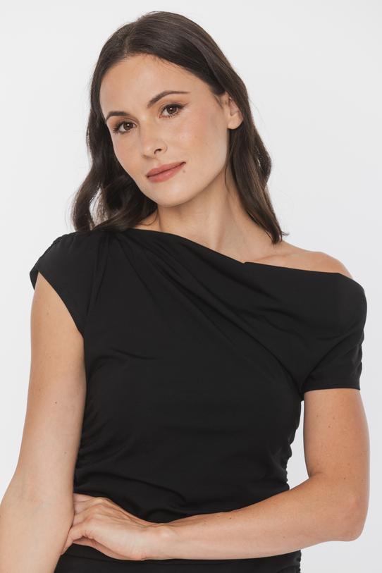 Czarna dzianinowa bluzka z marszczeniem i dekoltem woda - 4