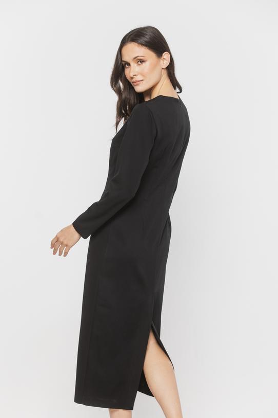 Czarna elegancka sukienka midi o dopasowanym fasonie - 3