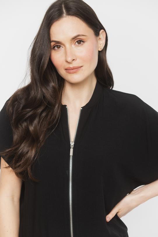 Czarna kamizelka o kroju bomberki - 4