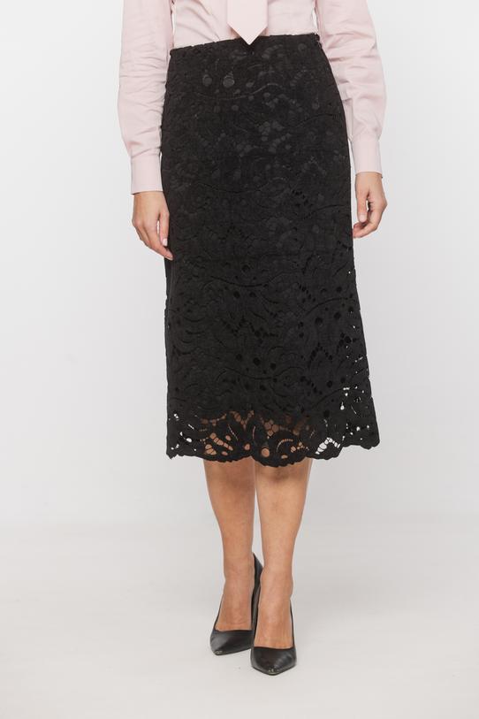 Czarna koronkowa spódnica o wyrazistej strukturze - 2