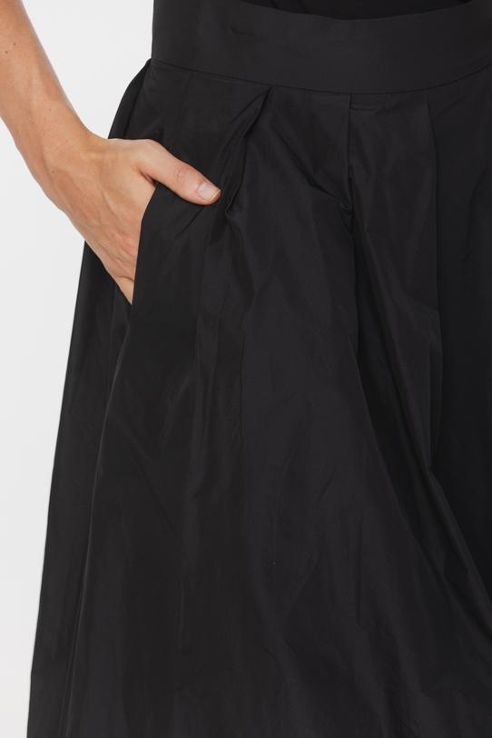 Czarna taftowa spódnica bombka z zakładami i kieszeniami - 5