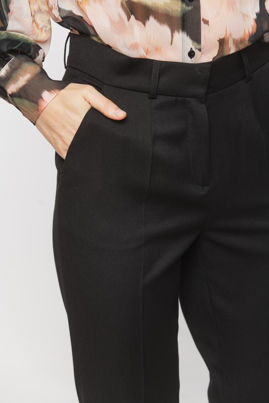 Czarne garniturowe spodnie ze zwężaną nogawką - 5