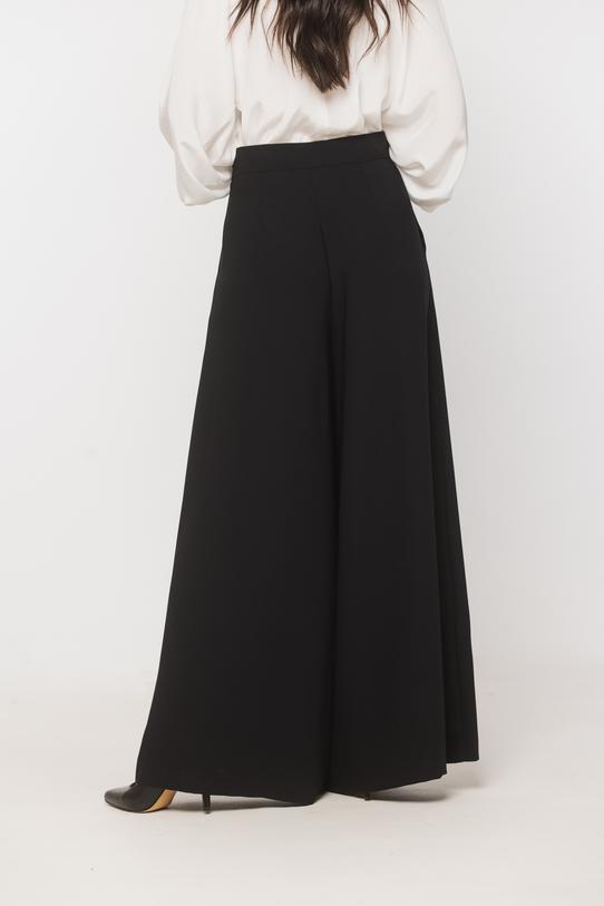 Black palazzo trousers with darts and pockets - 3