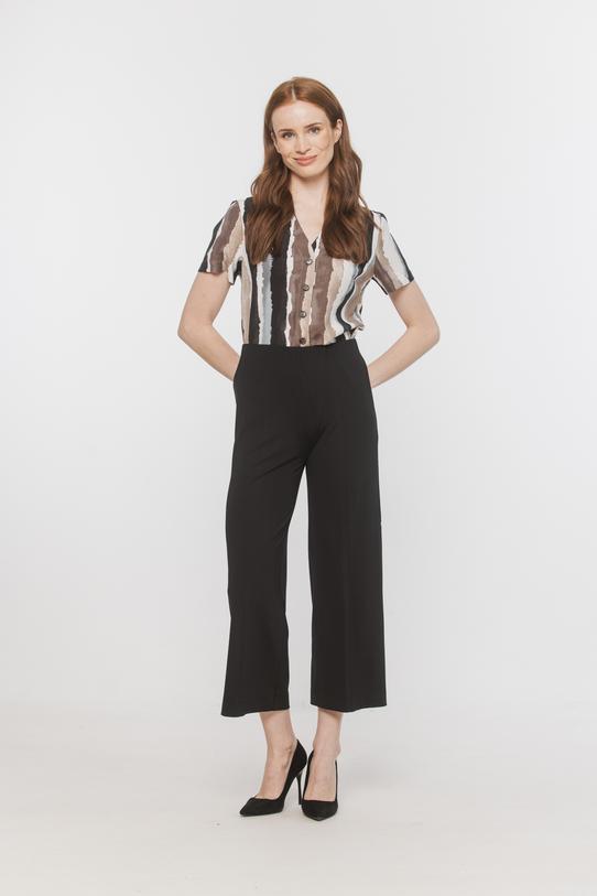 Wizualizacja Czarne spodnie w kant z elastycznej dzianiny