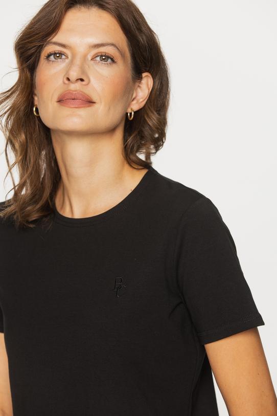 Czarny T-shirt z haftowanym logo Bialcon