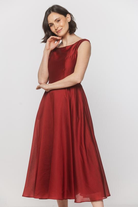 Czerwona zwiewna sukienka midi z kieszeniami - 2