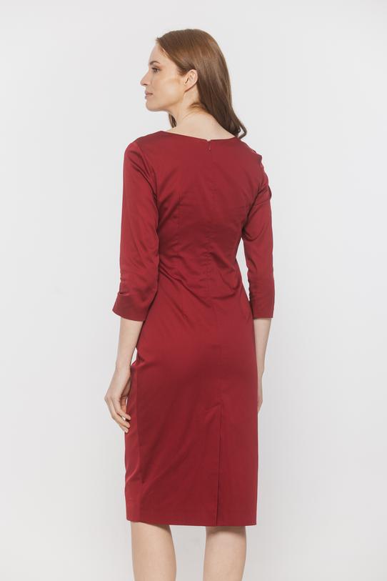Dopasowana burgundowa sukienka z dekoltem w serek - 3