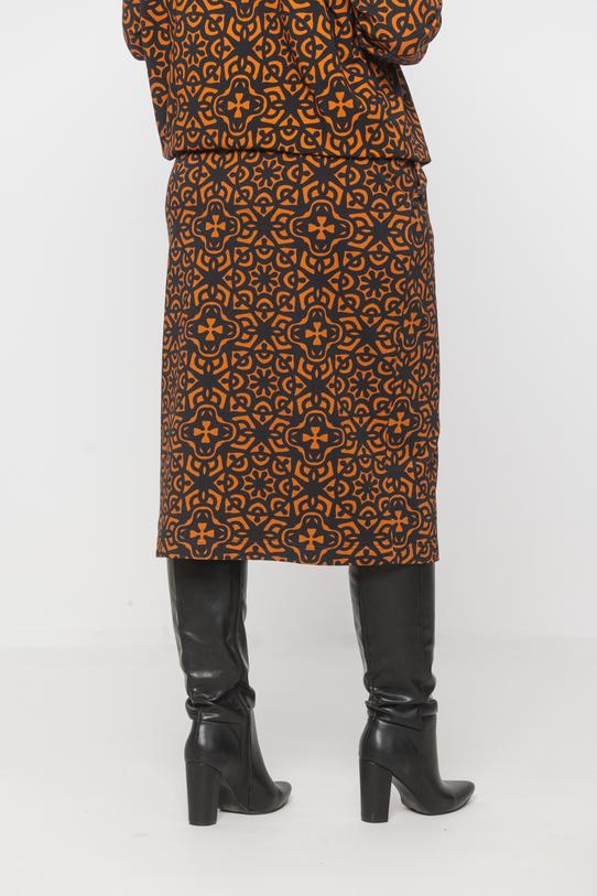 Dzianinowa bawełniana spódnica z kieszeniami - 3