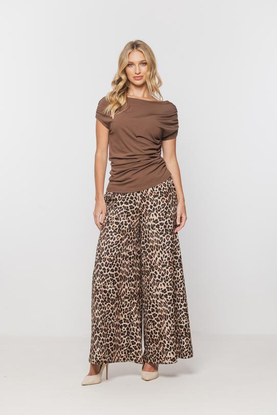 Wizualizacja Dzianinowa bluzka z marszczeniami w kolorze ciepłego brązu