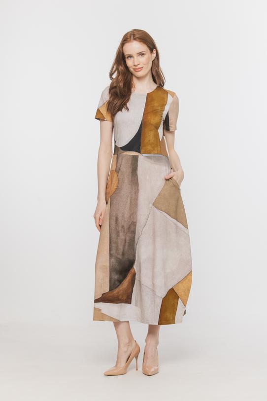 Wizualizacja Dzianinowa sukienka Bialcon Art w stonowanych kolorach