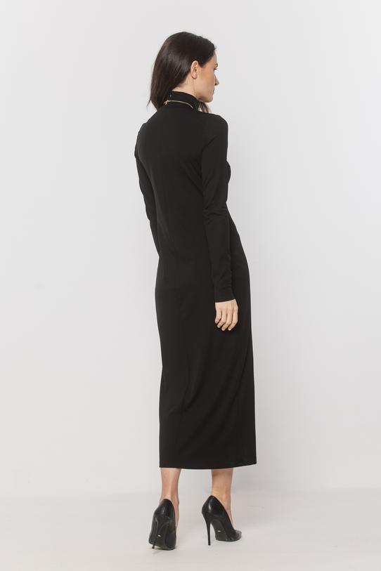 Dzianinowa sukienka w kolorze czarnym z półgolfem - 3