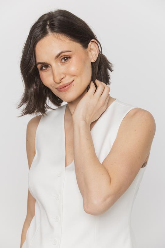 Elegancka kamizelka ecru w garniturowym stylu - 5