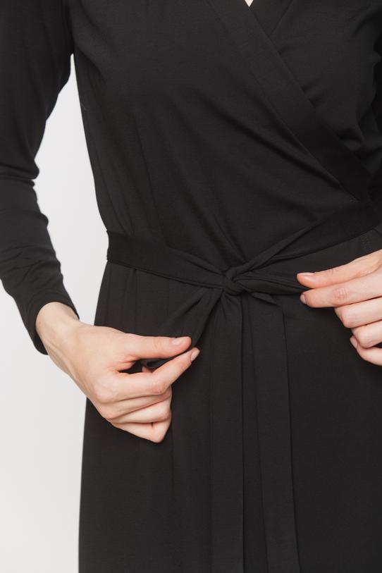 Elegancka kopertowa sukienka z czarnej dzianiny - 4