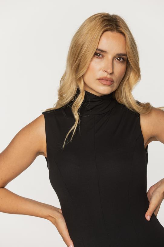 Elegancka sukienka z czarnej szlachetnej dzianiny