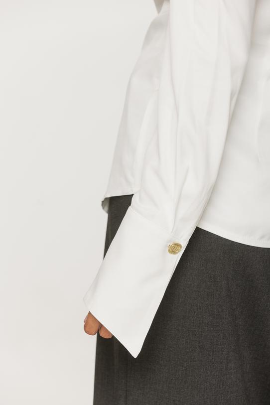 Elegancka wiskozowa koszula ecu z ozdobnym mankietem